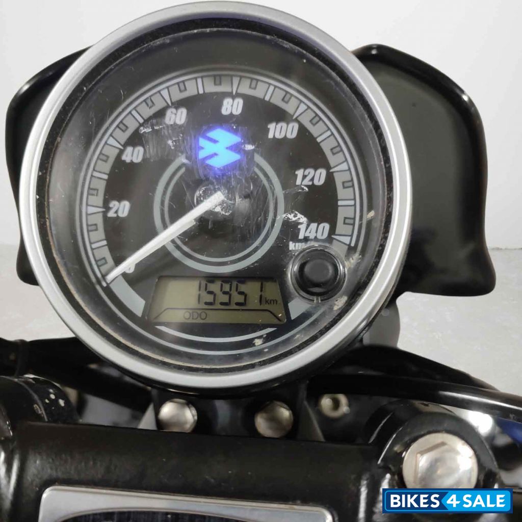 Bajaj Avenger 180 DTS-i