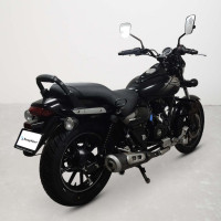 Bajaj Avenger 180 DTS-i