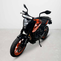 KTM Duke 125