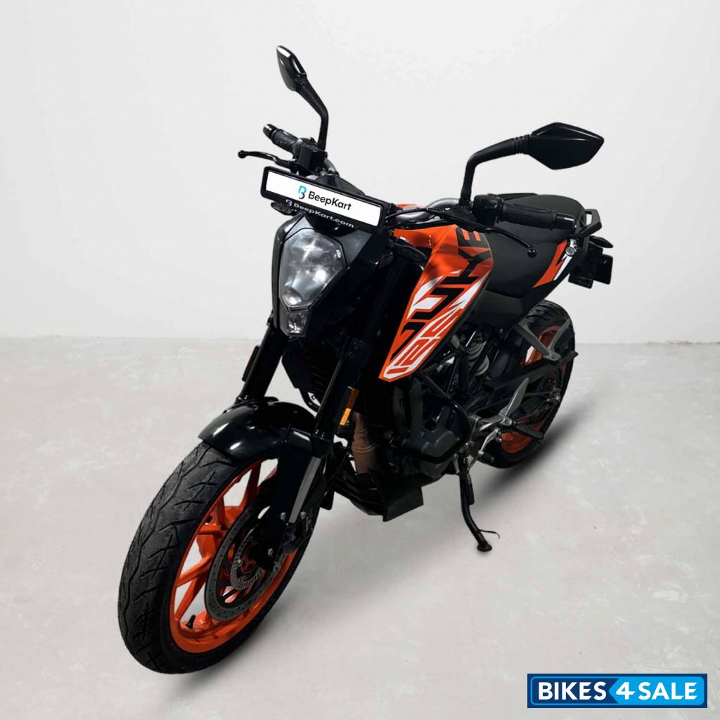 KTM Duke 125