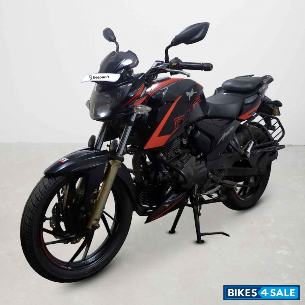 TVS Apache RTR 200 4V