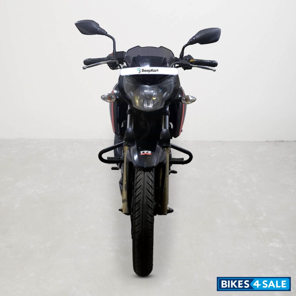 TVS Apache RTR 200 4V