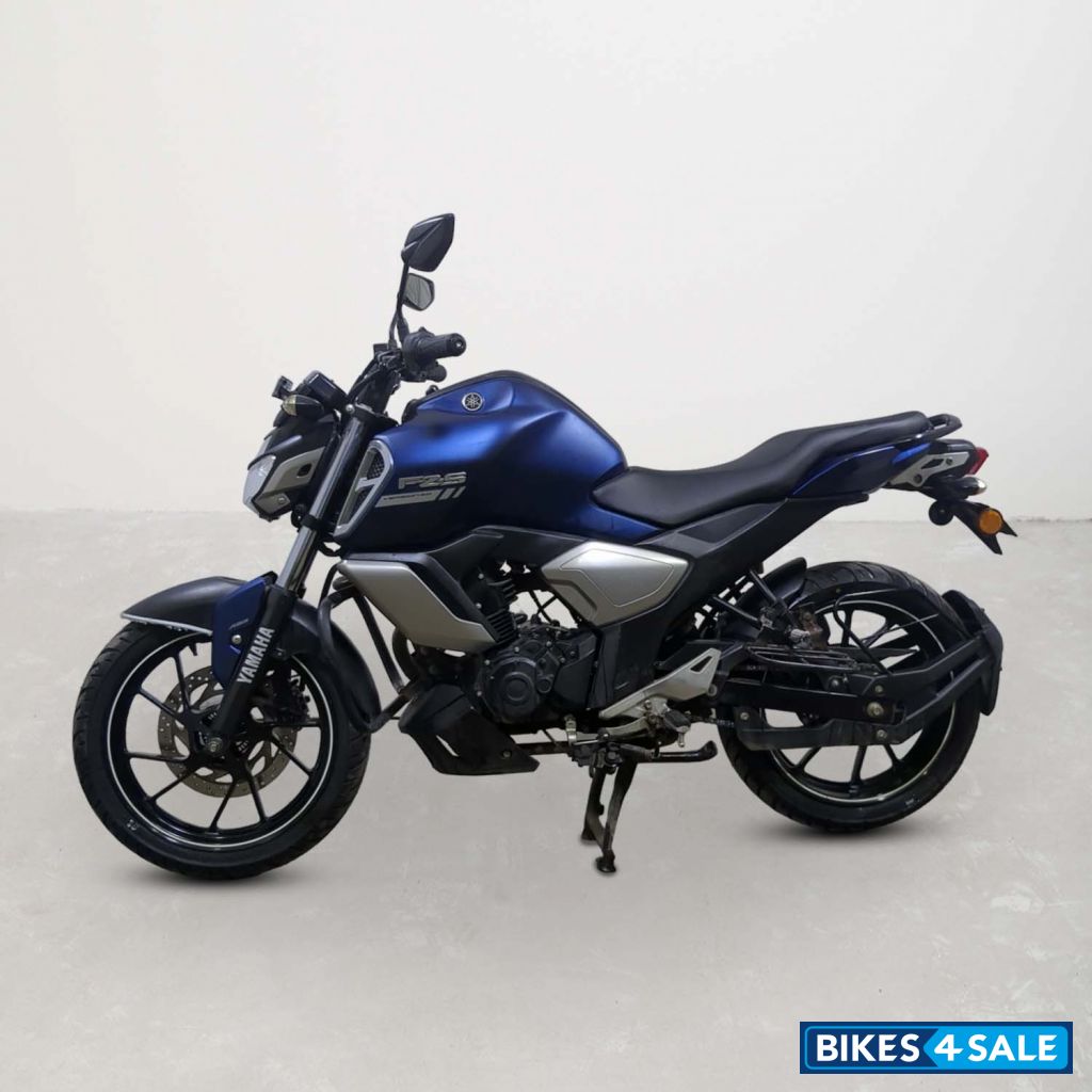 Yamaha FZ-S