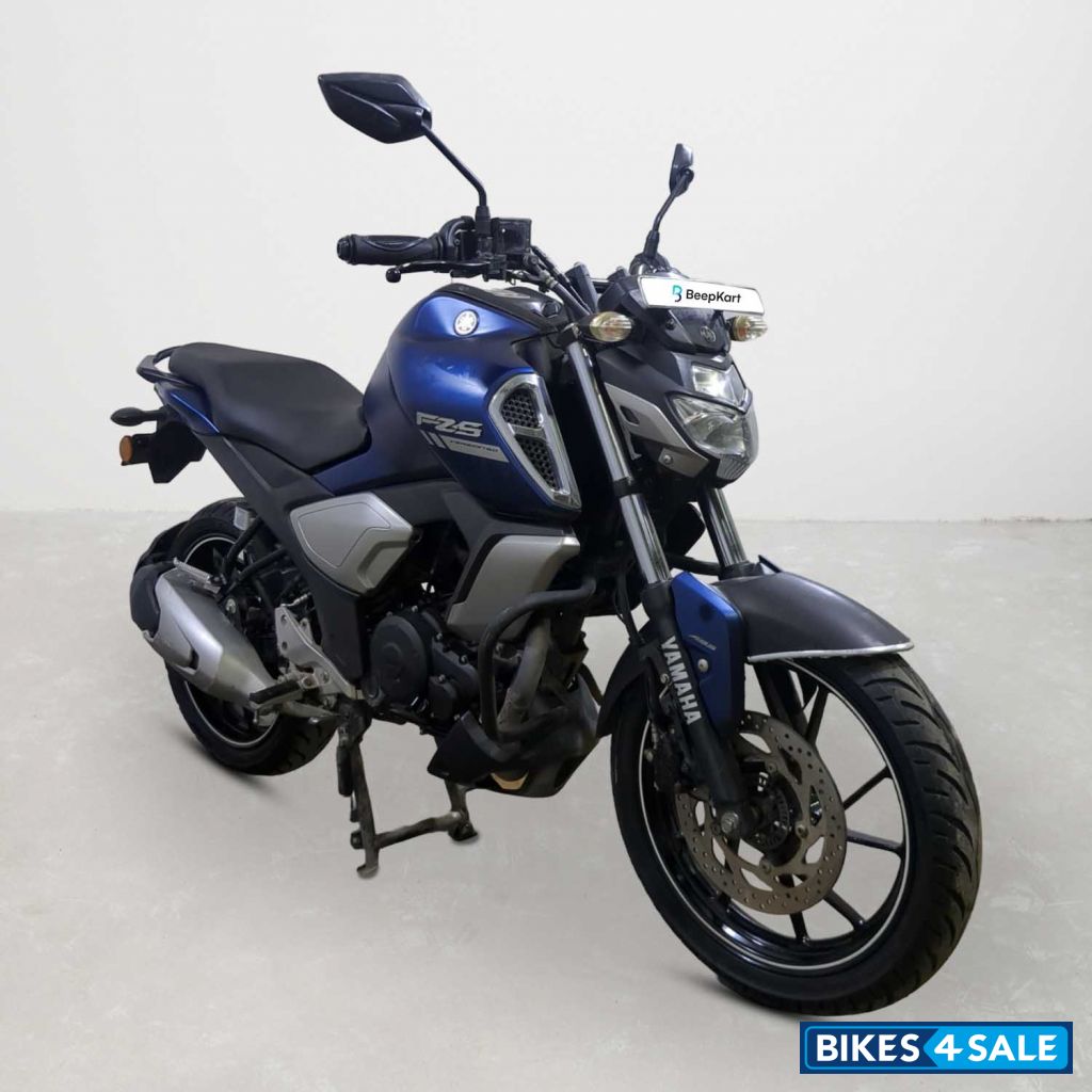 Yamaha FZ-S