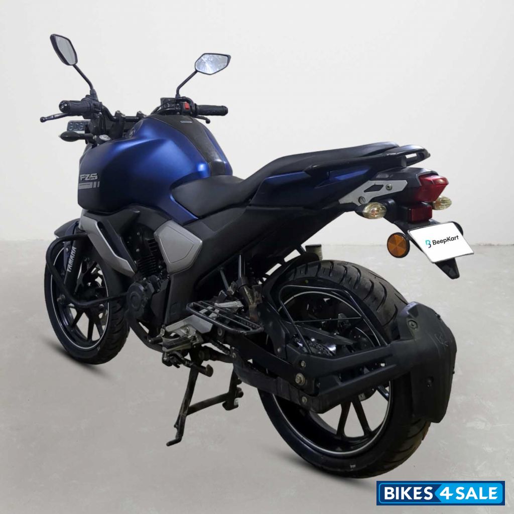 Yamaha FZ-S