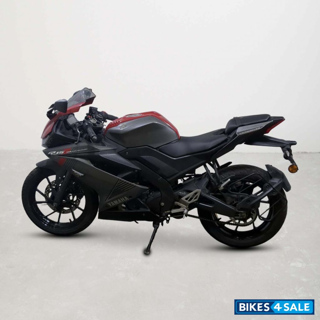 Yamaha YZF R15 V3