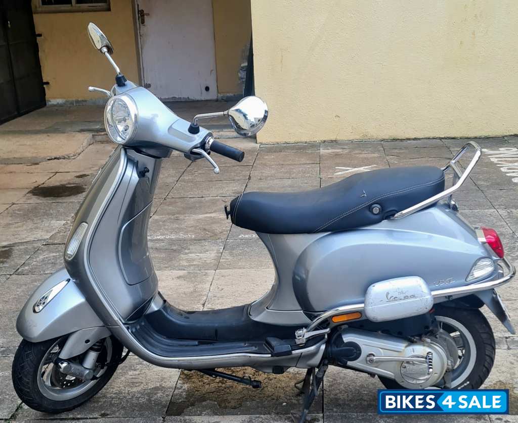 Vespa SXL 125