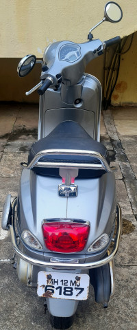 Grey Silver Vespa VXL 125