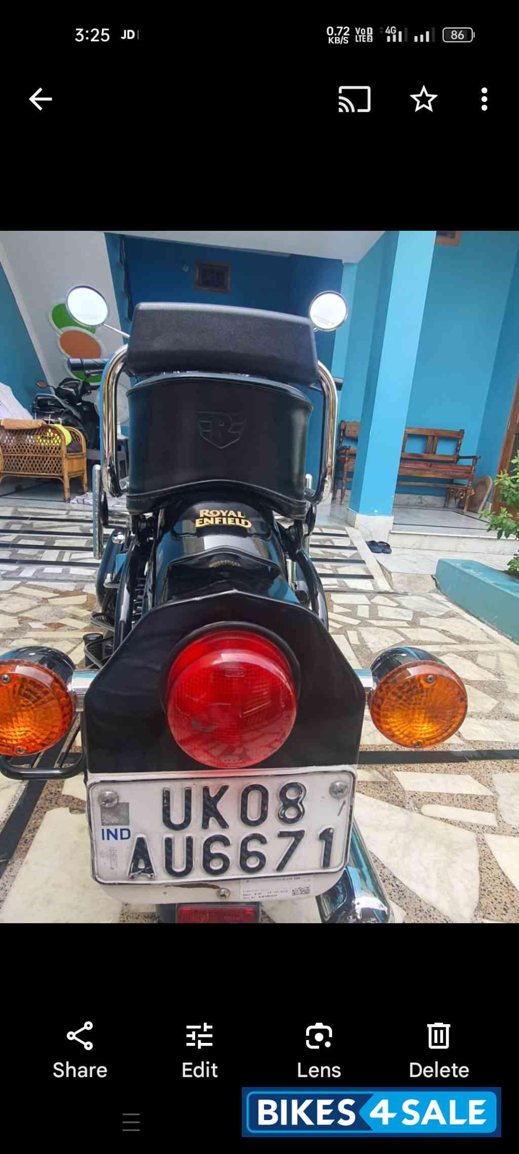 Black Royal Enfield Bullet Standard 500