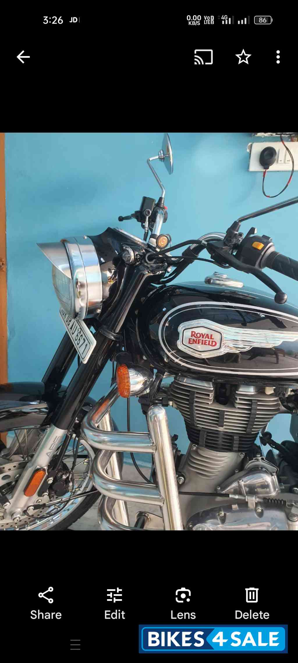 Black Royal Enfield Bullet Standard 500