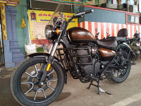Royal Enfield Meteor 350 Supernova