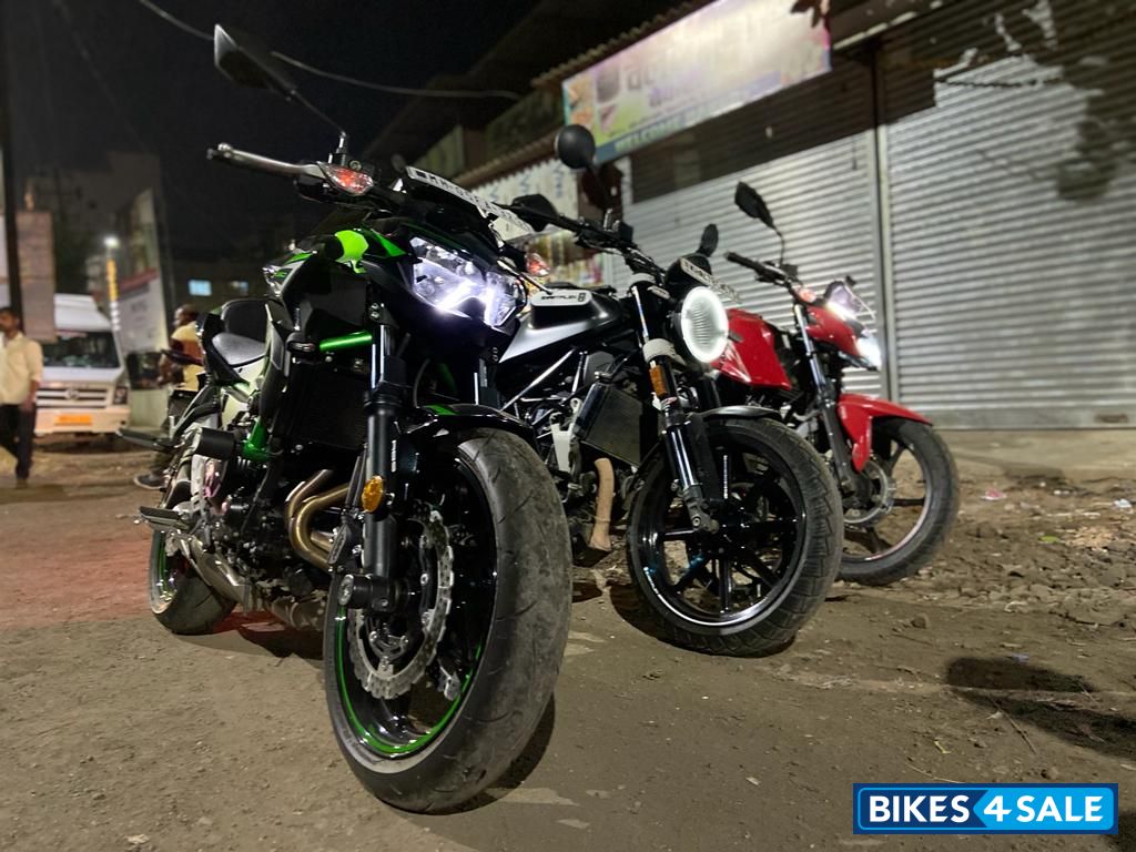 Candy Lime Green Kawasaki Z650 BS6 2022