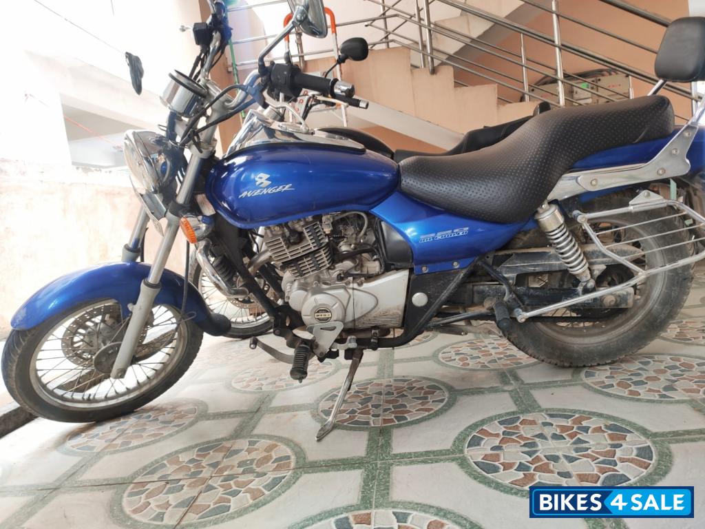 Bajaj Avenger 220 DTS-i Bajaj Avenger 220 DTS-i