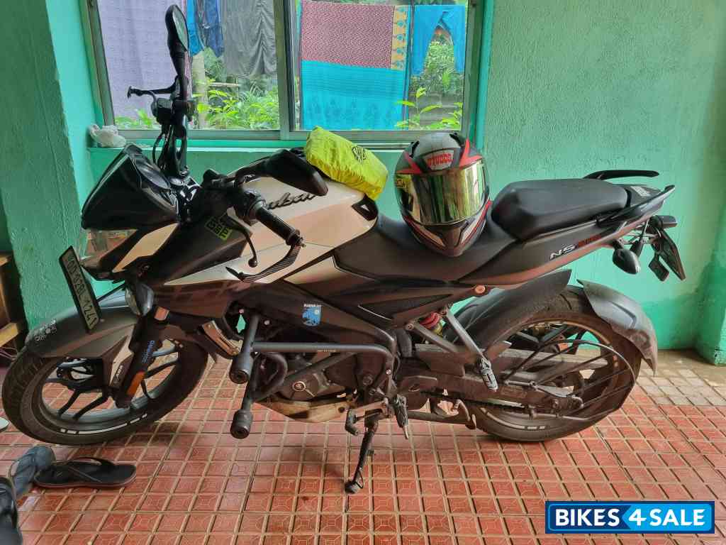 Bajaj Pulsar NS 200 BS6