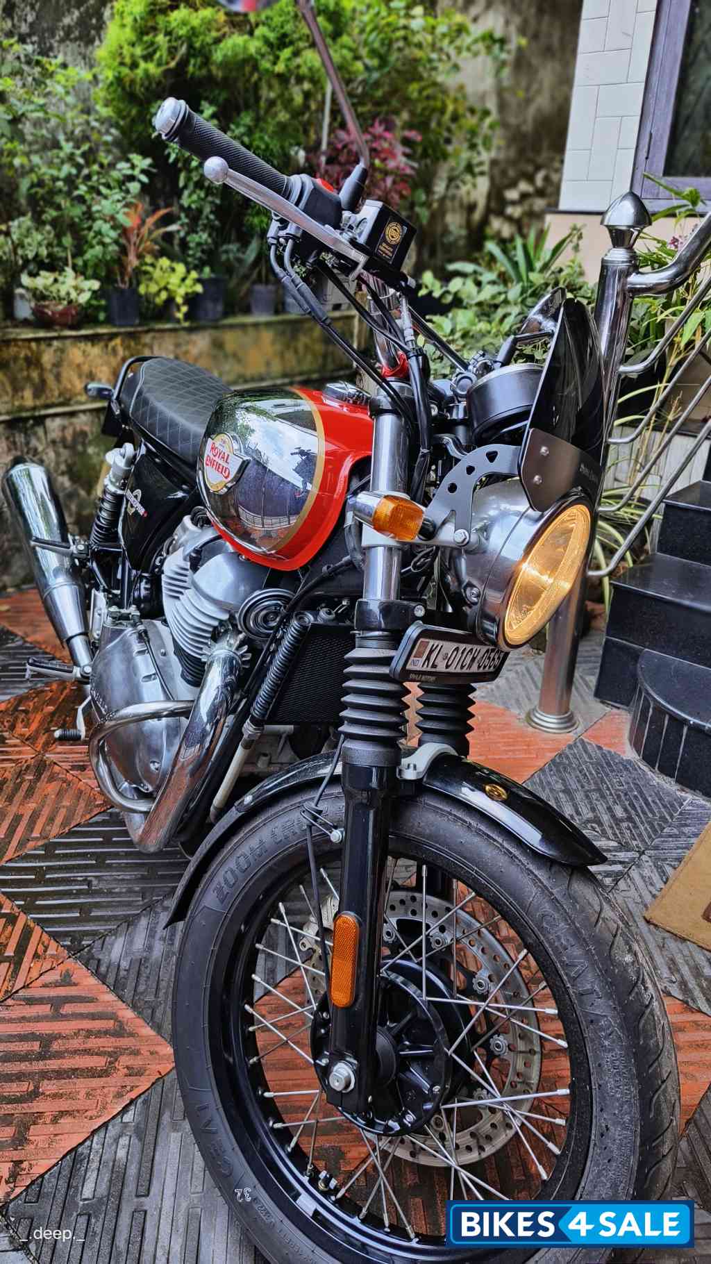 Royal Enfield Interceptor 650 Twin