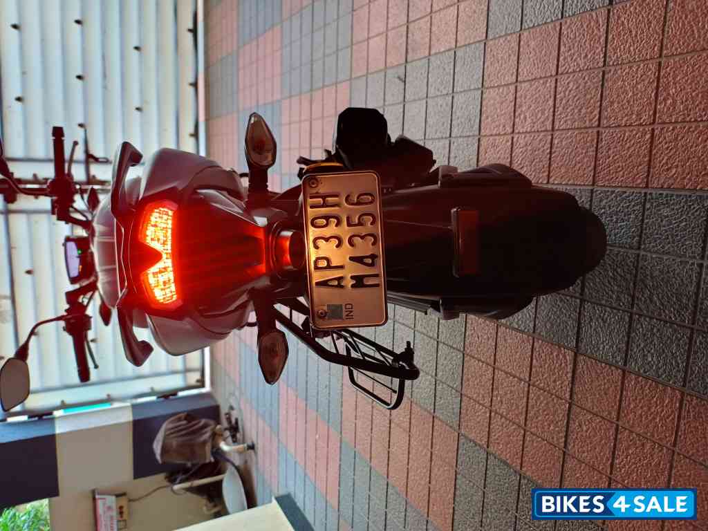 TVS Apache RTR 200 Fi 4V Race Edition 2.0