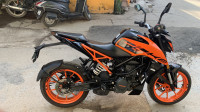 Orange KTM Duke 200 ABS