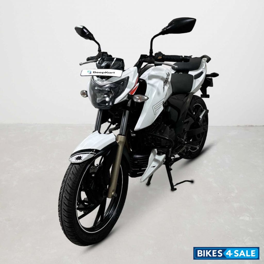 TVS Apache RTR 200 4V