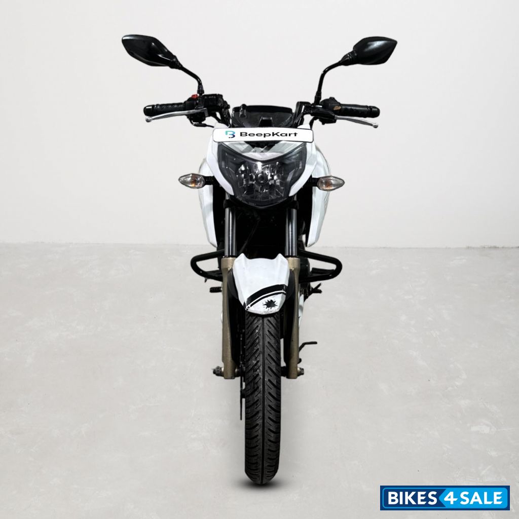 TVS Apache RTR 200 4V