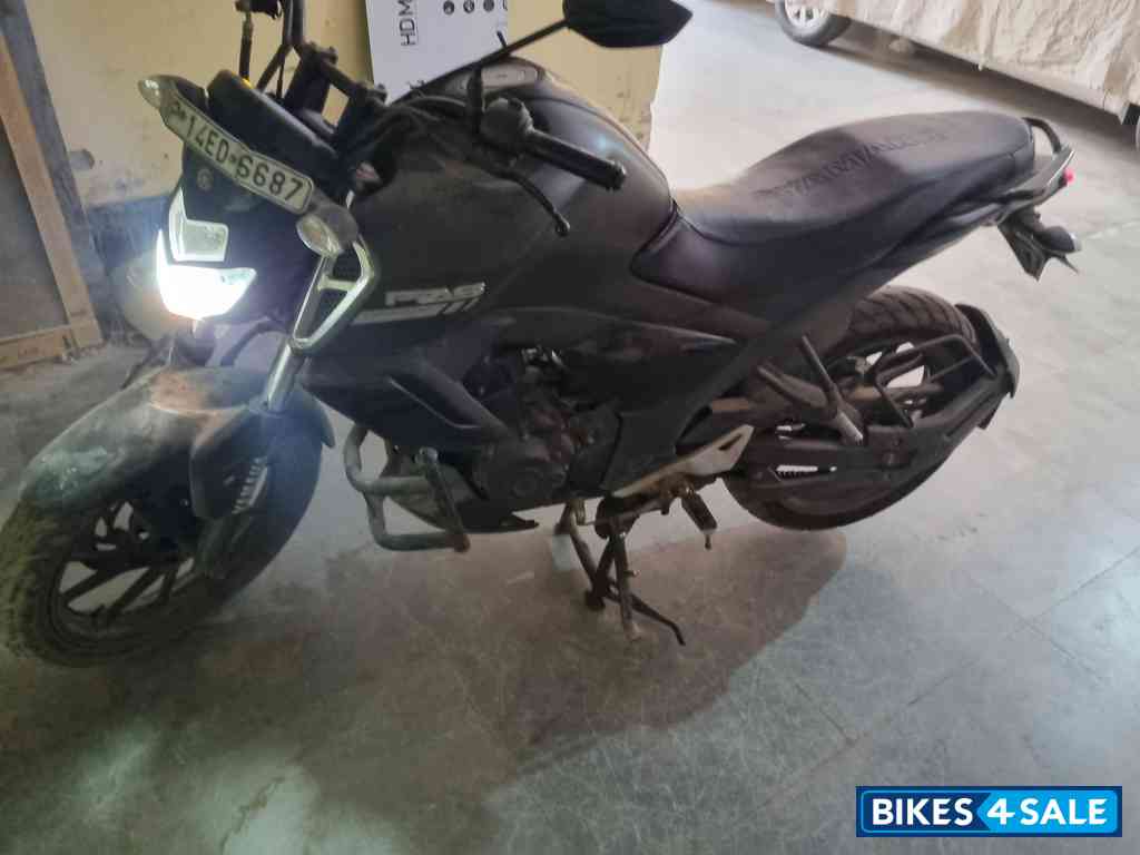 Matt Black Yamaha FZ-S FI V3