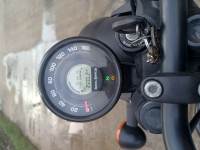 Black Royal Enfield Hunter 350 Metro