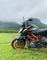 KTM Duke 390 2022