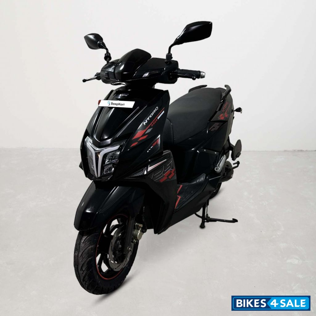 TVS NTORQ 125 Race Edition TVS NTORQ 125 Race Edition