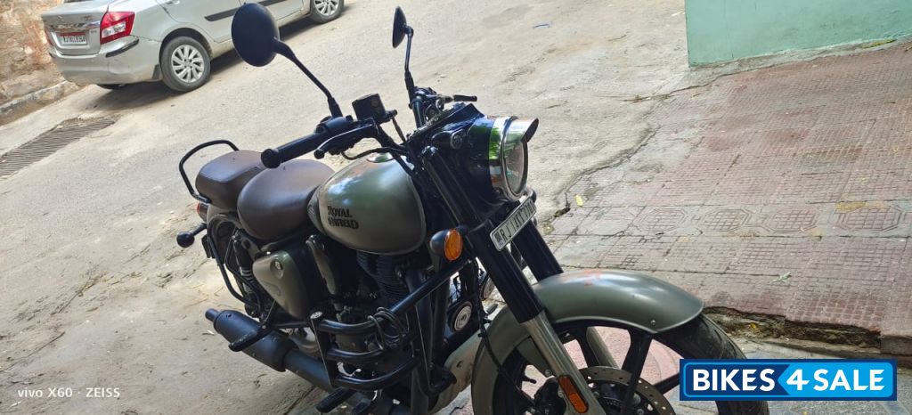 Gun Metal Grey Royal Enfield Classic 350 BS VI