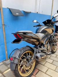 Bajaj Dominar 400 Disc
