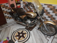 Bajaj Avenger Cruise 220