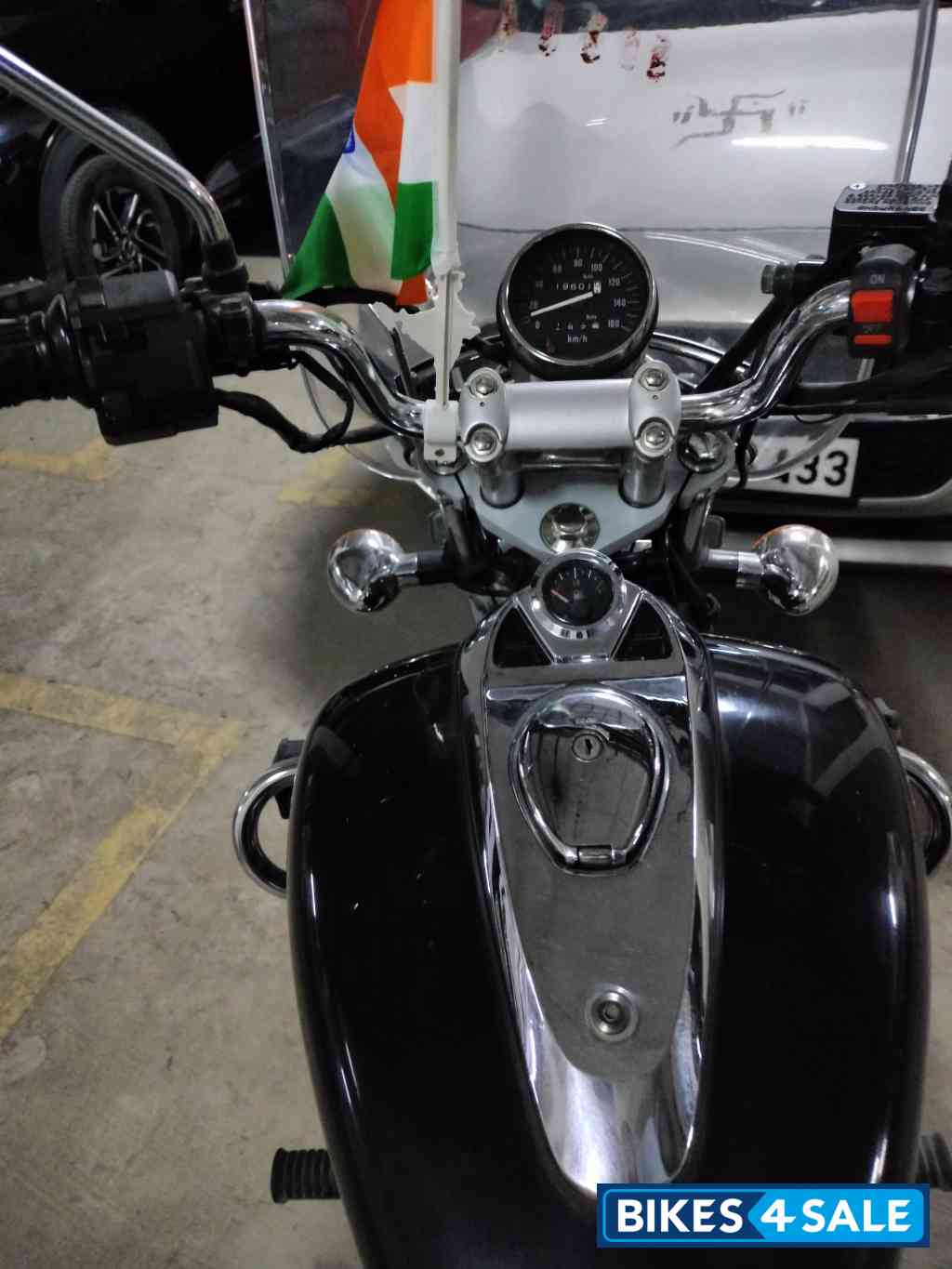 Bajaj Avenger 220 DTS-i