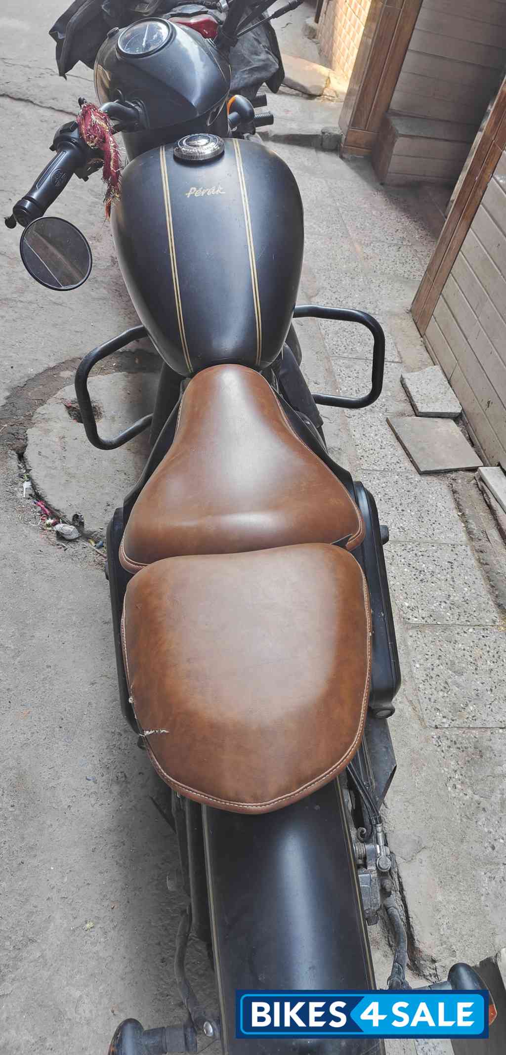 Metallic Grey Jawa Perak BS6