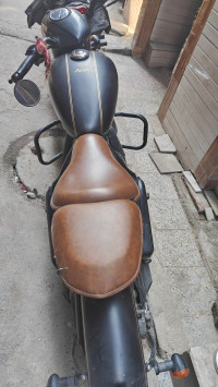 Metallic Grey Jawa Perak BS6