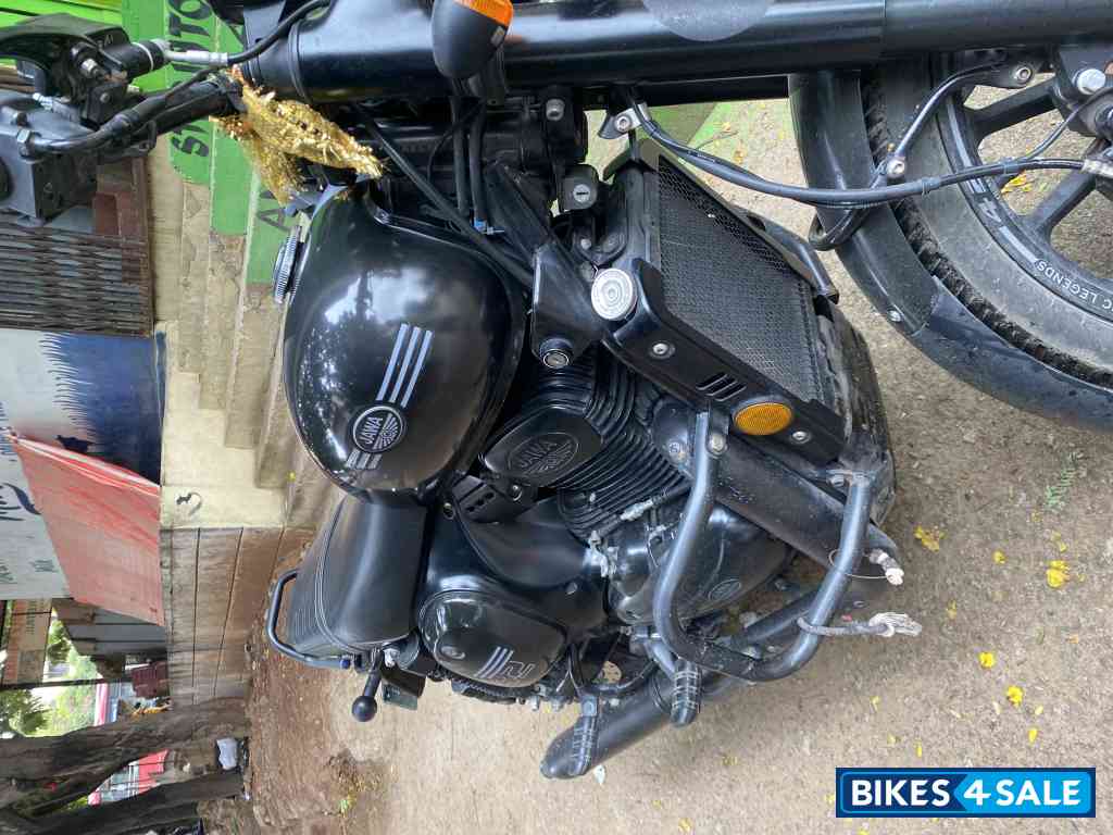 Jawa 42 Dual Channel ABS AllStar Black