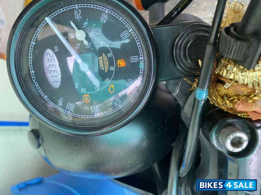 Jawa 42 Dual Channel ABS AllStar Black