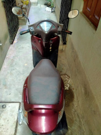 Red Honda Aviator