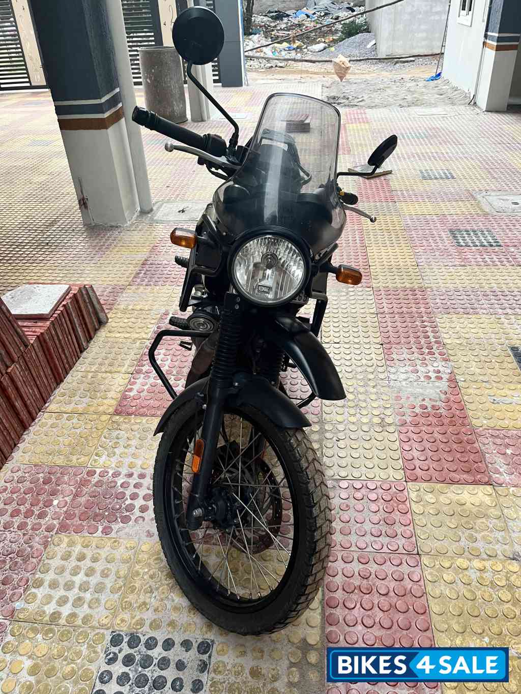Granite Black Royal Enfield Himalayan 2021