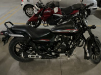 Black Bajaj Avenger Street 220