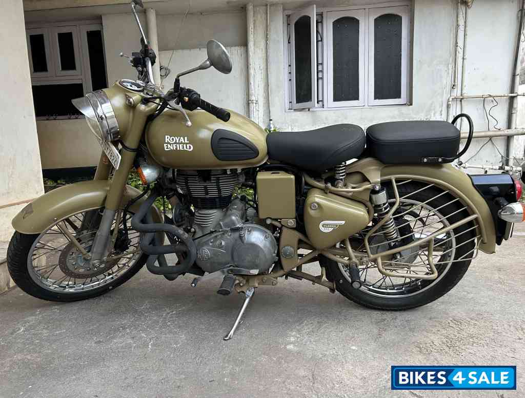 Royal Enfield Classic 500