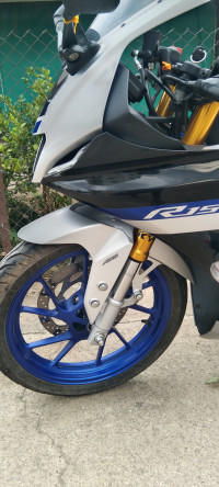 Silver Yamaha R15M
