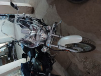 Bajaj Avenger Cruise 220 BS6