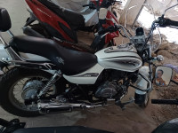 Bajaj Avenger Cruise 220 BS6