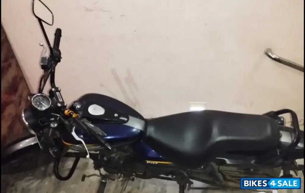 Bajaj Avenger Street 150