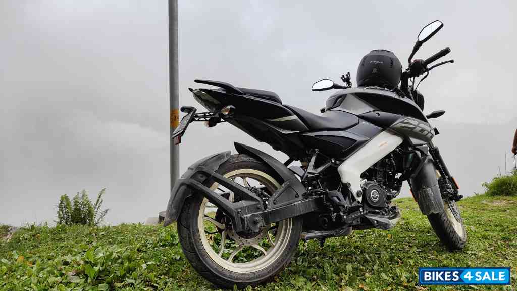 Grey Bajaj Pulsar 200 NS