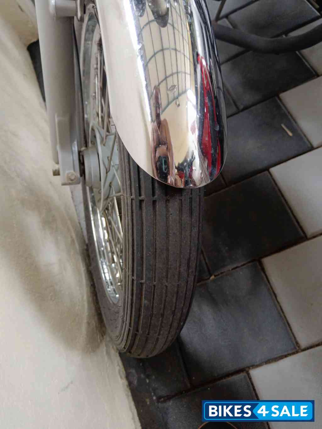 Black Royal Enfield Bullet Electra