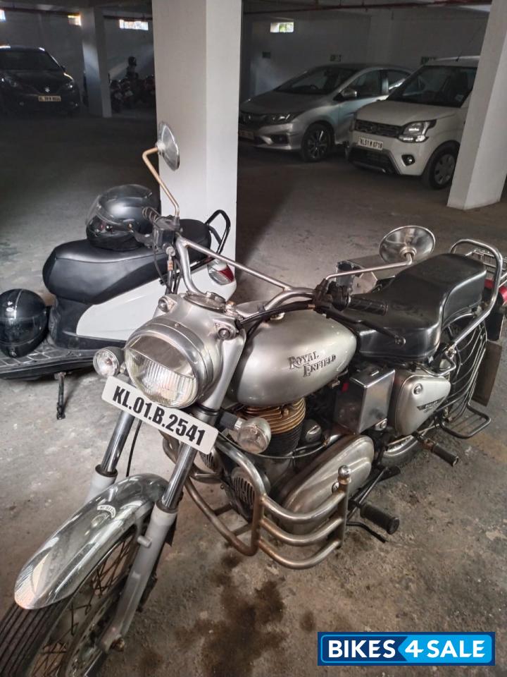 Royal Enfield Bullet 350