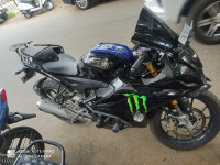 Yamaha R15 V4