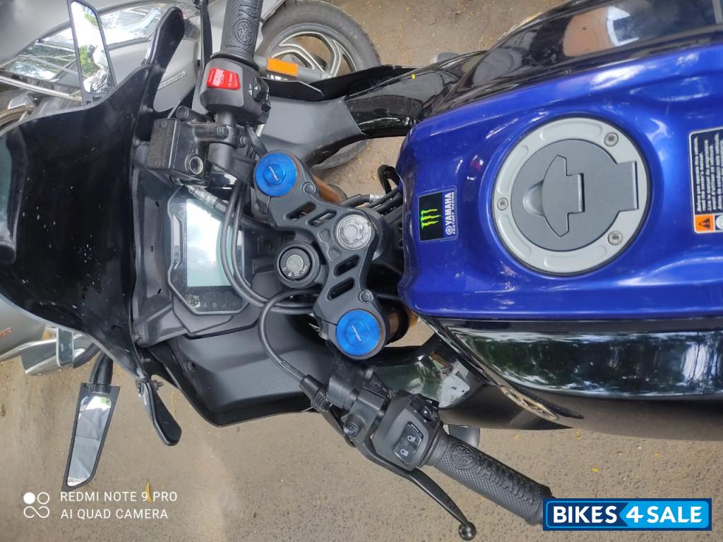 Yamaha R15 V4