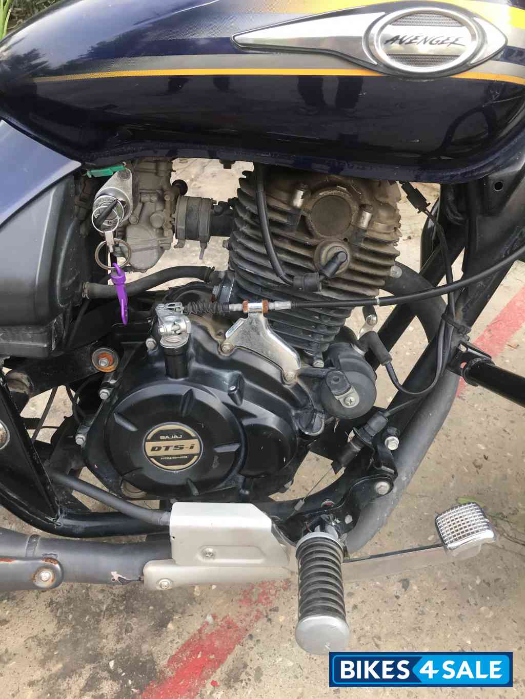 Bajaj Avenger Street 150