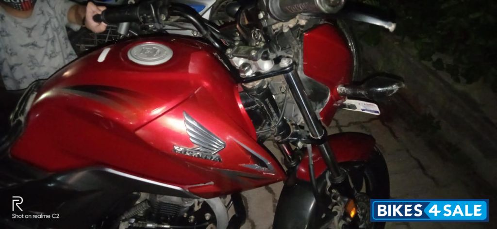 Red Honda CB Unicorn 160